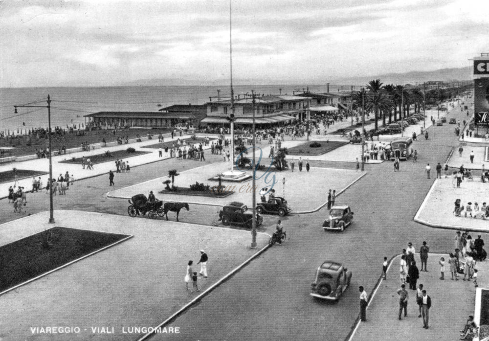 Piazza Mazzini Viareggio Anno 1952