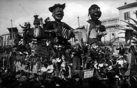 Il carnevale in campagna di Carlo Convalle - Carri grandi - Carnevale di Viareggio 1926