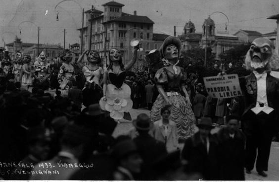 Parodia lirica di Ademaro Musetti - Mascherate di Gruppo - Carnevale di Viareggio 1933
