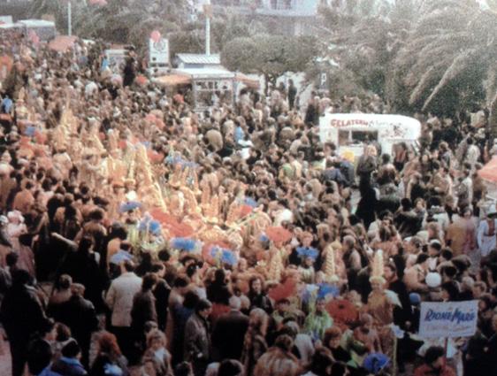 Lucciole per lanterne di Rione Mare - Palio dei Rioni - Carnevale di Viareggio 1984